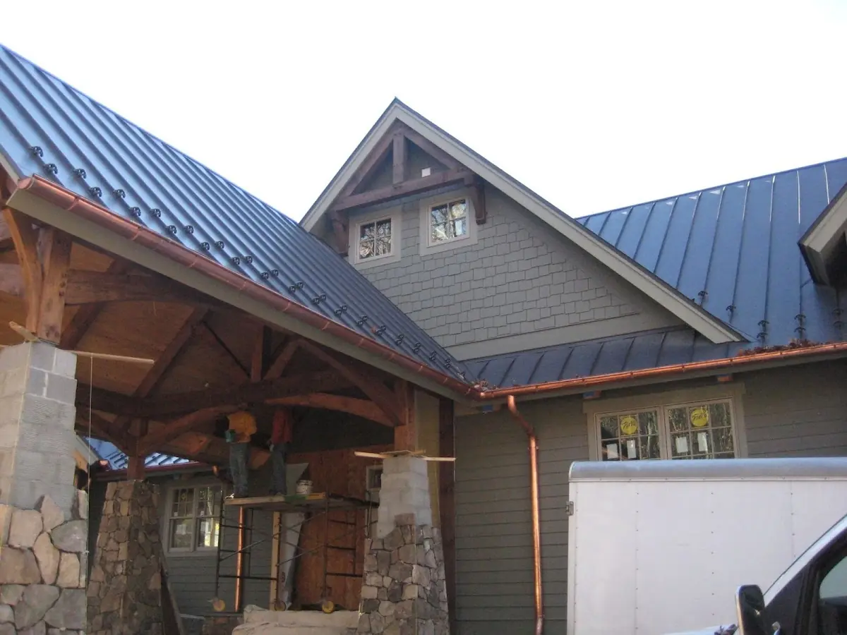 Craftsman Roofing team delivering quality roofing work in Kelmont Park